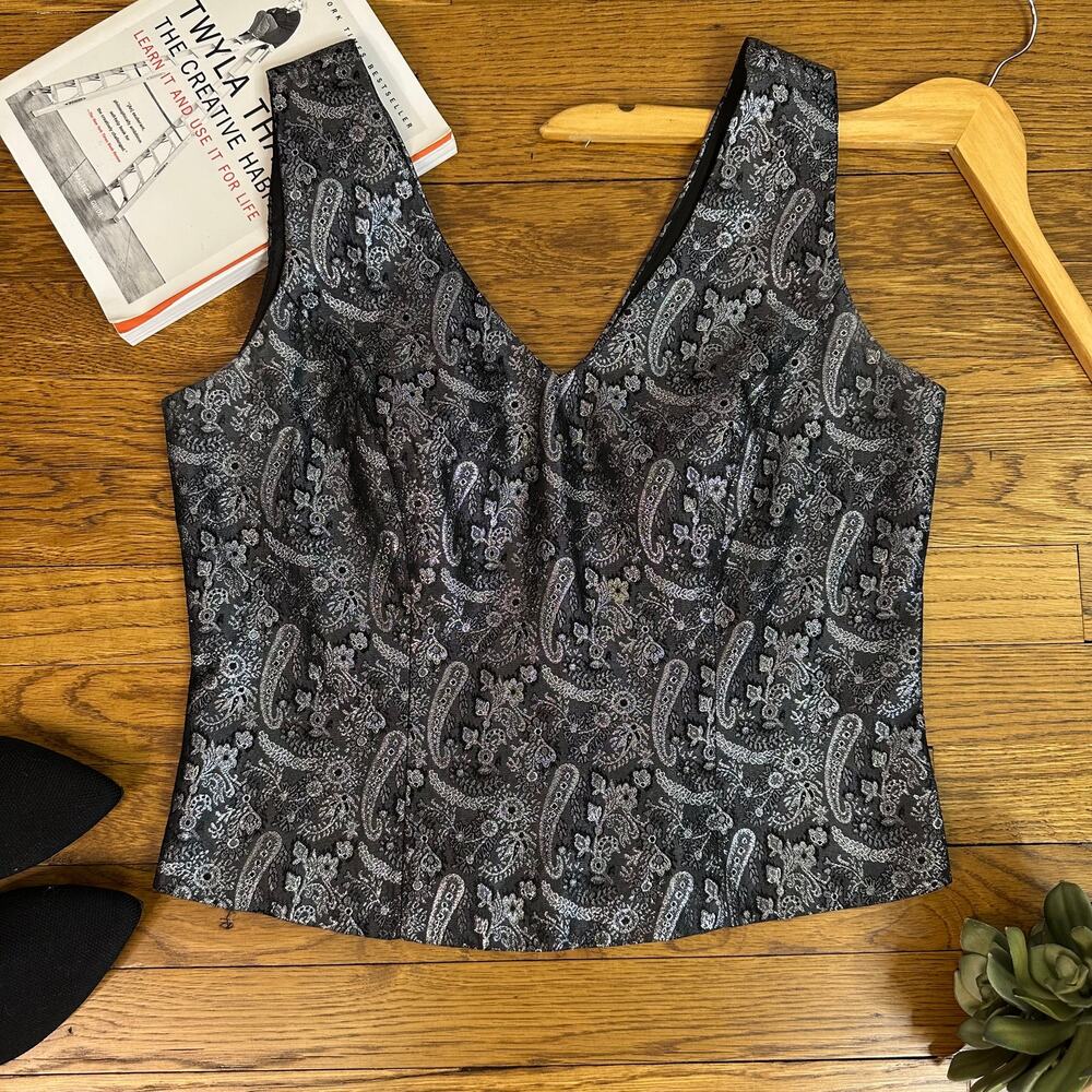 J.R. Nites by Caliendo Vintage Black & Silver Sleeveless Structured Blouse